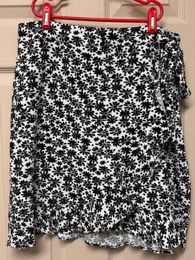 LOFT Black & White Floral Faux Wrap Mini Skirt